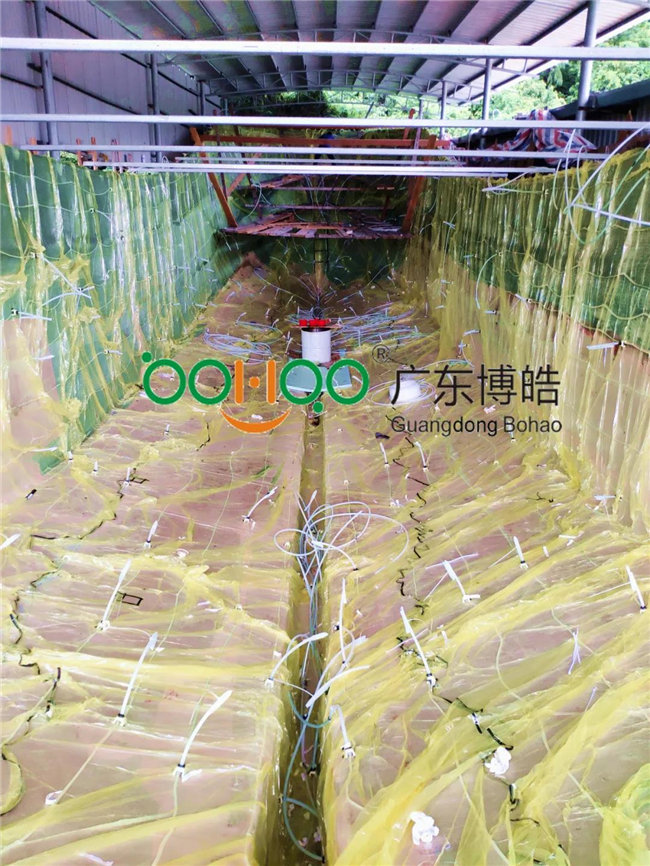 啟動真空設(shè)備，抽取體系中空氣，直至真空狀態(tài)